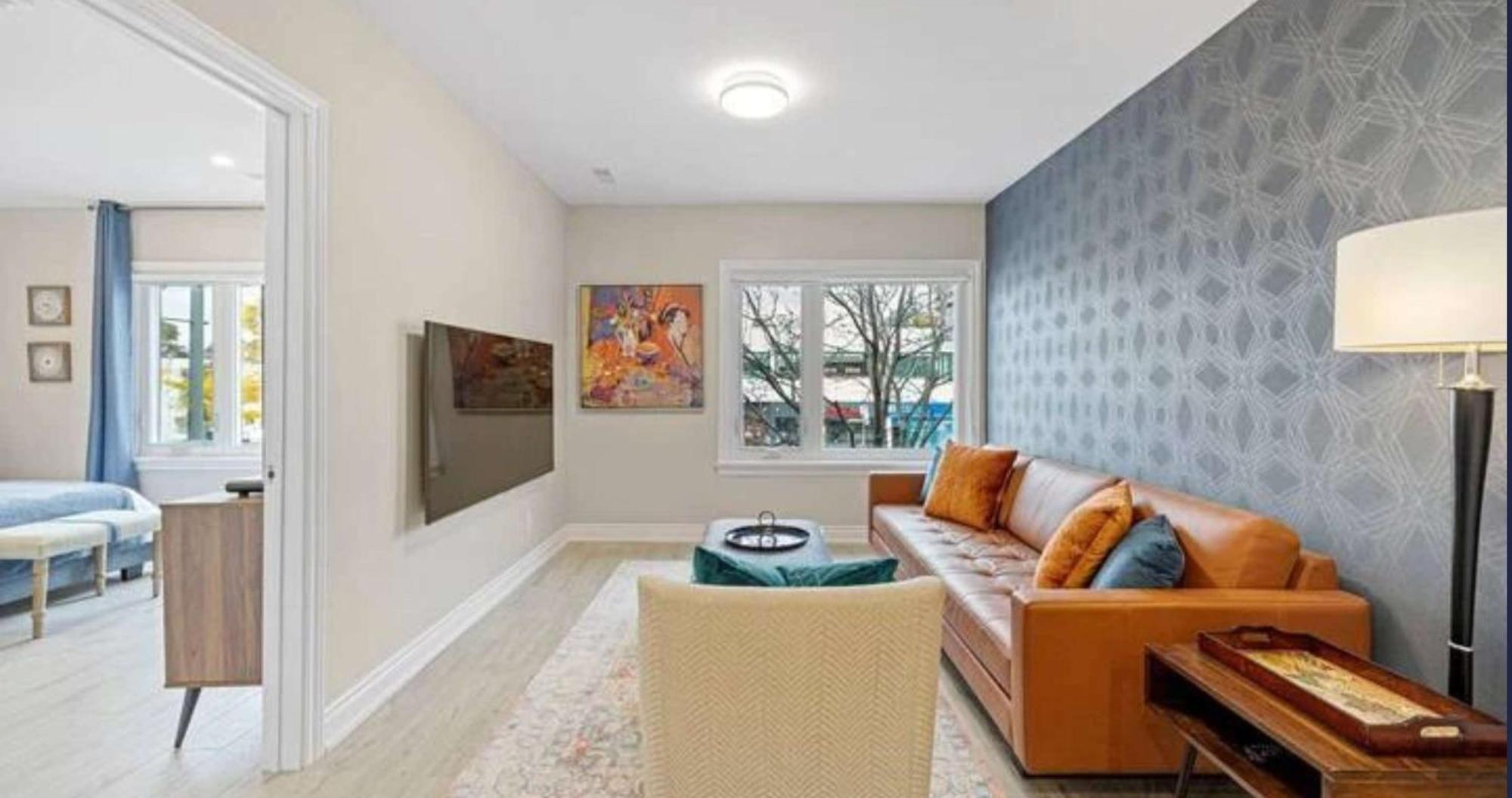 Casa St Clair - Suite -Style Suite W Lrg Patio 토론토 외부 사진
